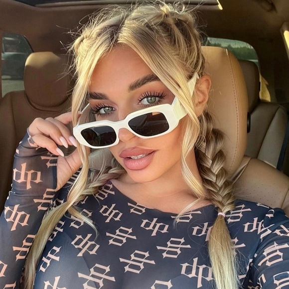 NEW PRADA PR17WS 1425S0 WOMEN’S SUNGLASSES PRADA SPR 17W WHITE PR 17WS - Picture 1 of 14